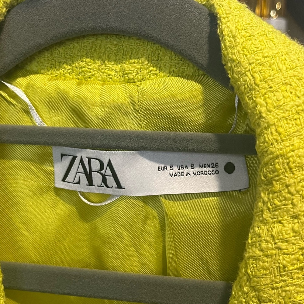 NWOT Zara Lime Green Textured Blazer - Bloggers Favorite - Picture 11 of 13